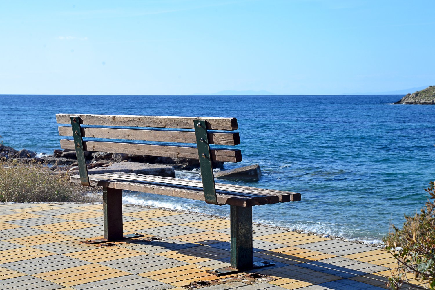 Παγκάκι με θέα II, Σαρωνίδα, Αττική
